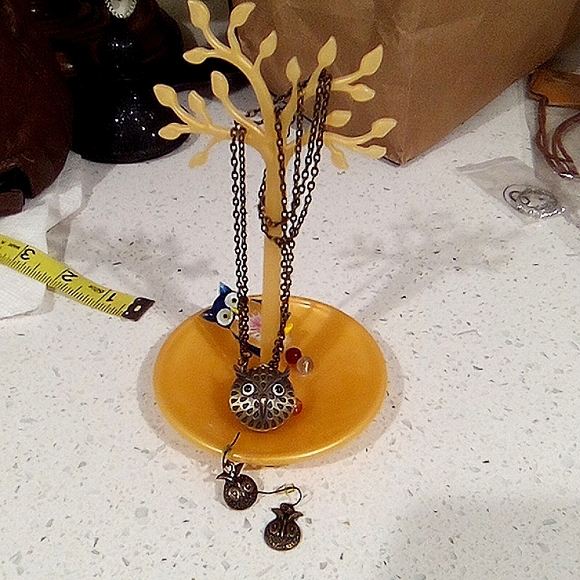 Owl Timepiece Pendant and Owl Earings - Picture 10 of 10